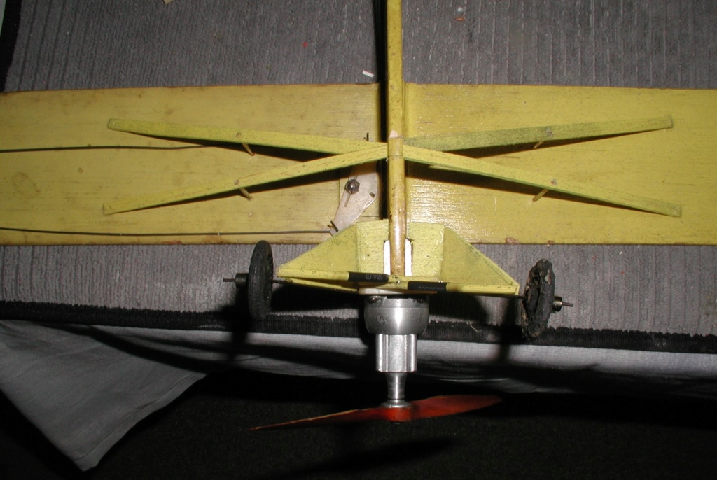 Completed the "as found" Cox Golden Bee Piper Cub P1013139