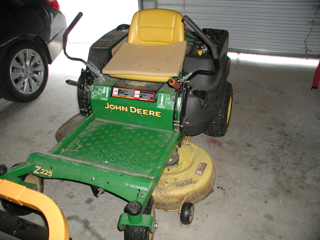 Everything you never wanted to know about my John Deere zero turn mower P1015814