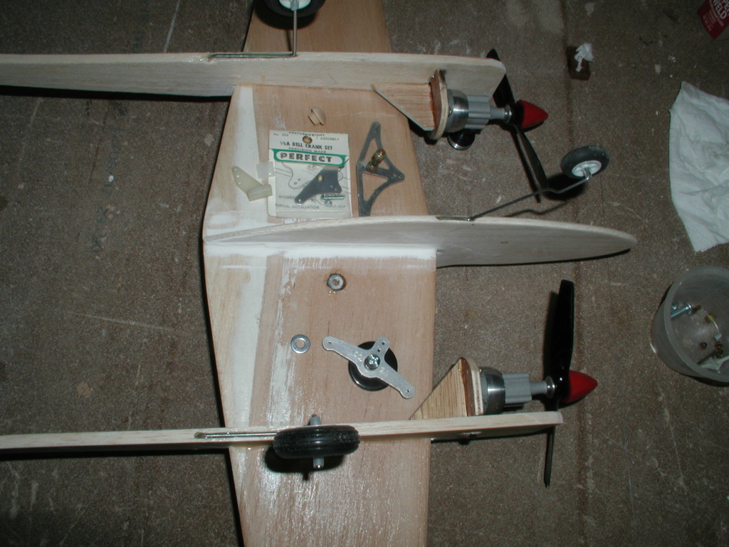 New P-38 profile scratch build log - Page 3 P1016470