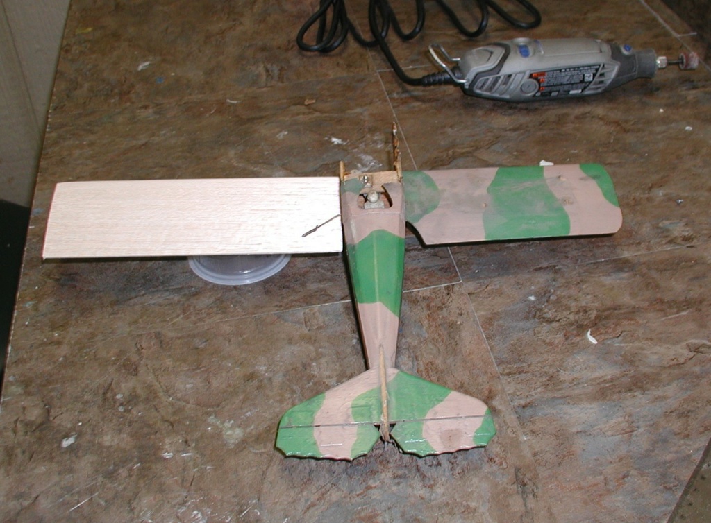 So, slightly bent, broken and abused French Spad is coming home - Page 2 P1017001