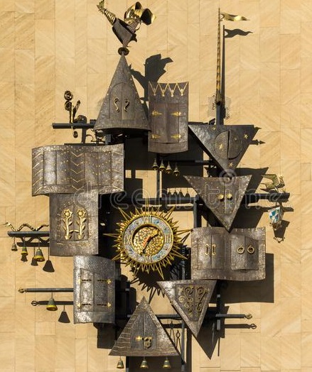 Horloges monumentales 2: L’horloge du Théâtre de marionnettes Obraztsov A712