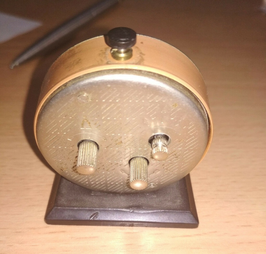 Mini réveil Raketa C28