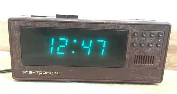 Les fabriques électronico-horlogères de Karatchaïévo-Tcherkessie Laikro10