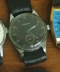 Les montres soviétiques radioactives Pob10