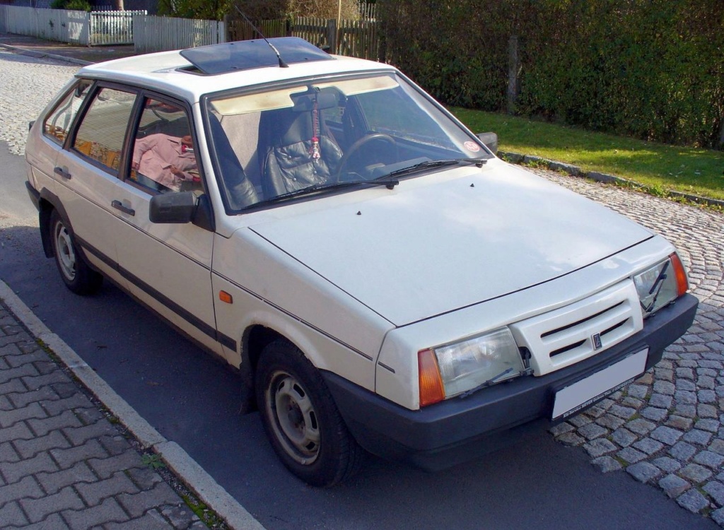 Deux horloges de bord pour Lada Samara10