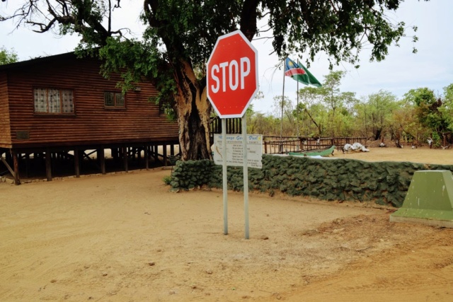 Retour sur notre voyage en solo Namibie - Botswana - Zimbabwe  - Page 2 7lpmpc10