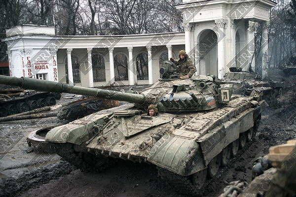 Zvezda 1/35 BTR-80 T-72_c10