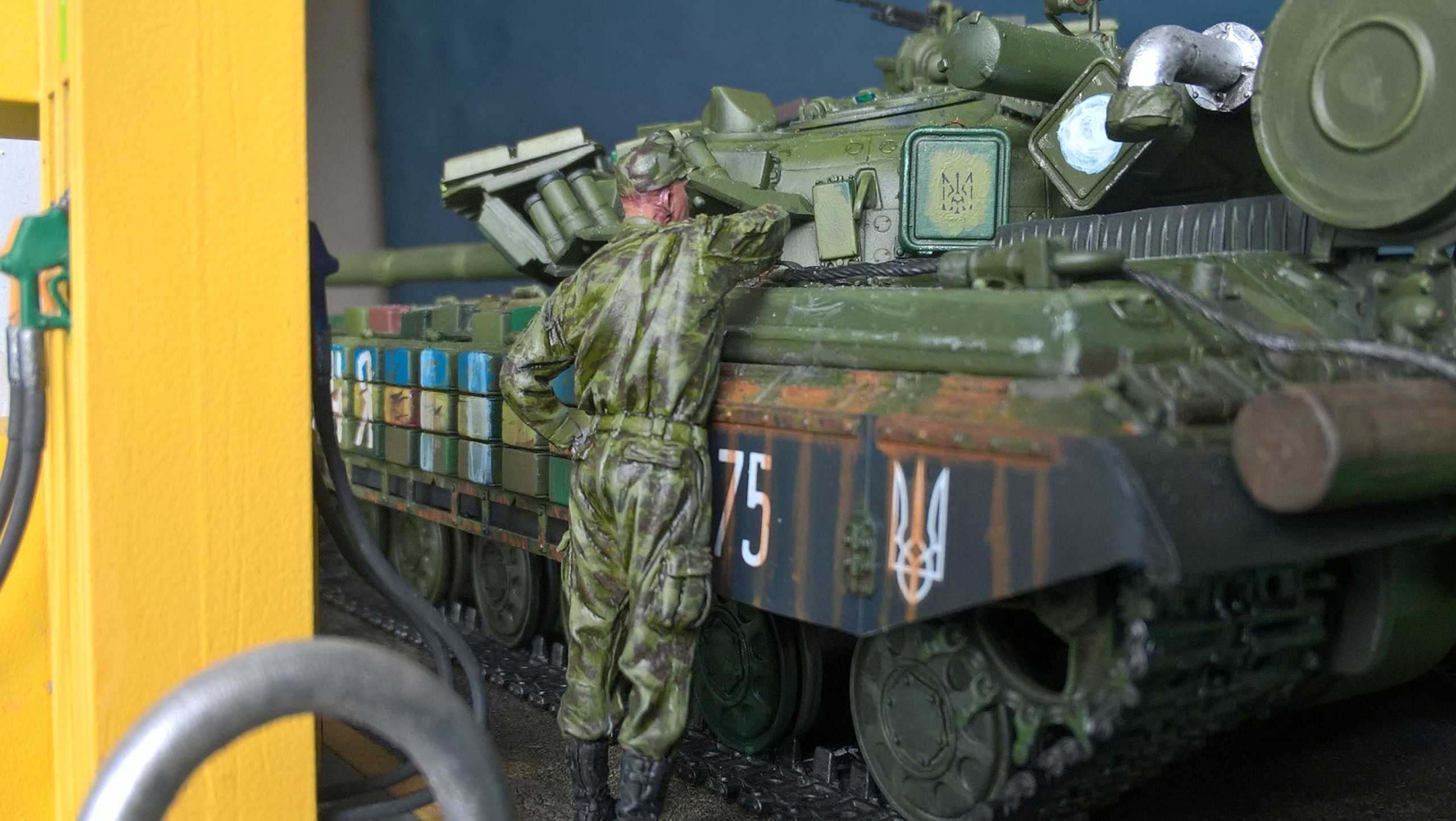 Trumpeter 1/35 T-64BV Mod. 1985 - Armée Ukrainienne Wp_20271