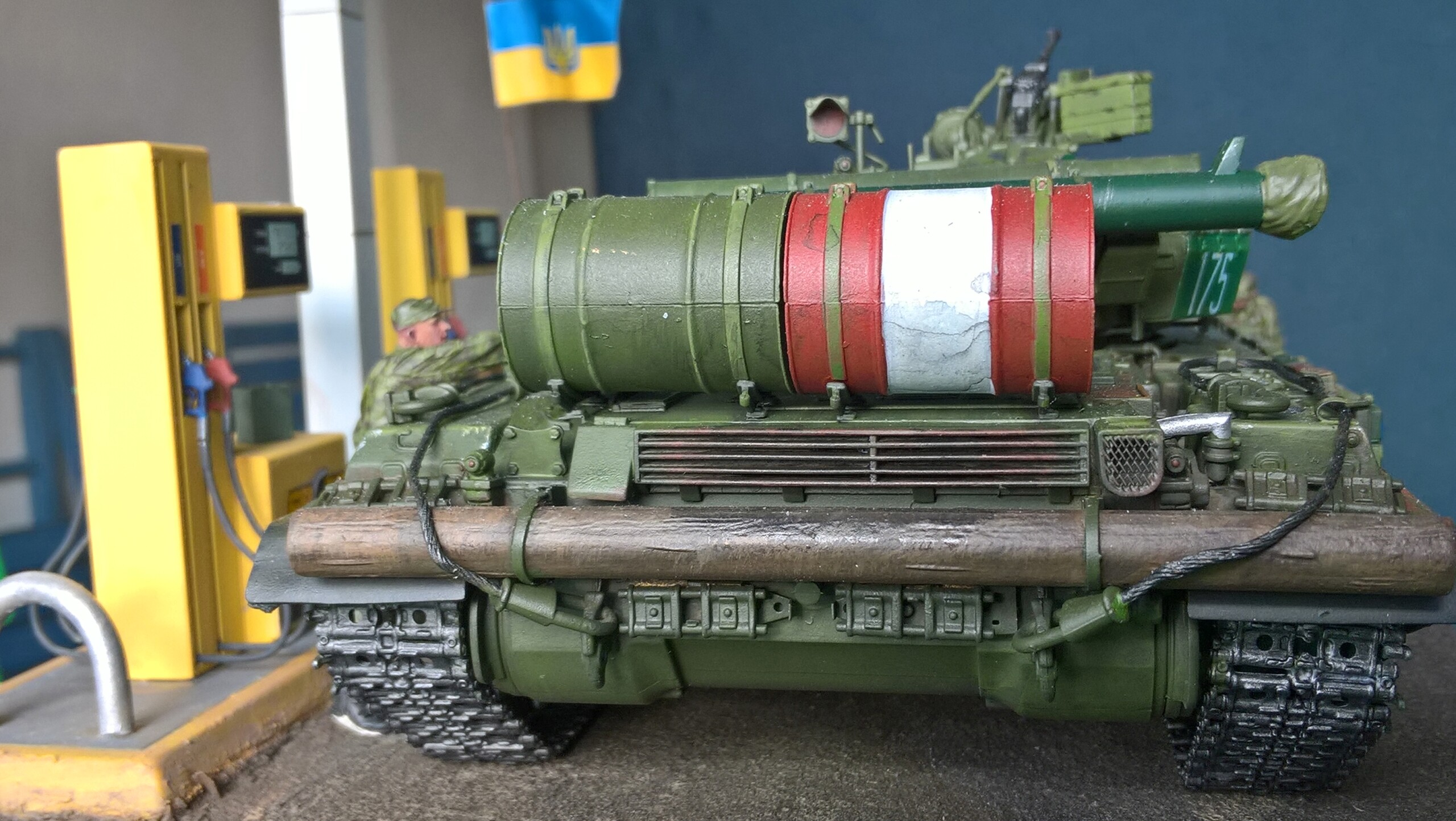 Trumpeter 1/35 T-64BV Mod. 1985 - Armée Ukrainienne Wp_20272