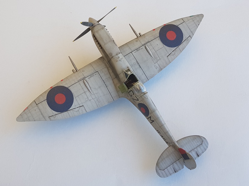 Spitfire Mk.VIII HF Eduard 1/48 - Page 2 2019-062