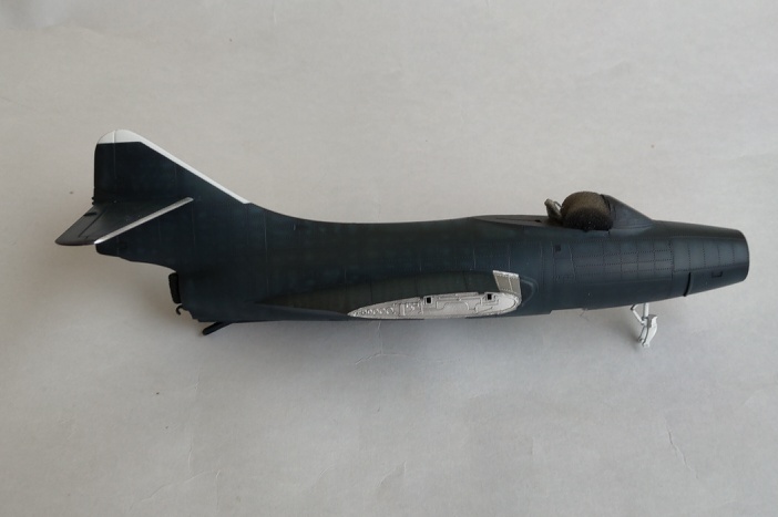 Grumman F9F-3 Panther (Trumpeter 1/48) F9f-2710