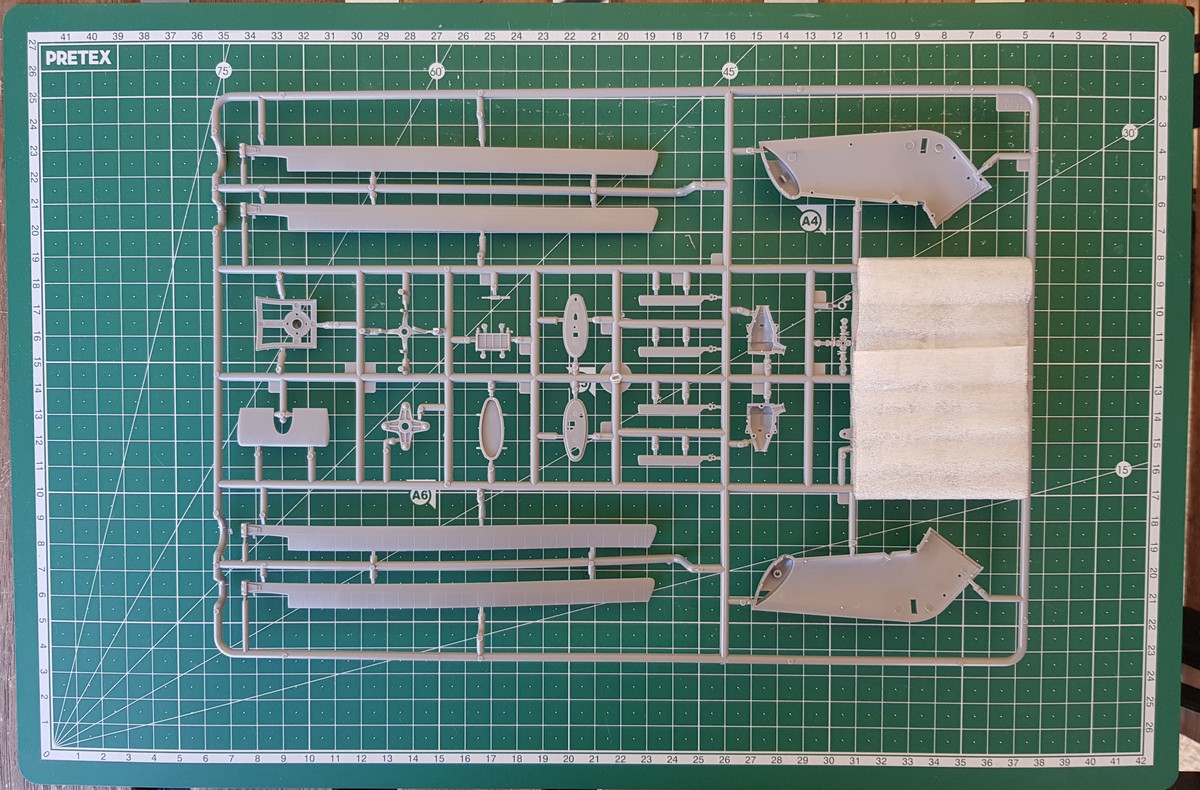 Sikorsky UH-34D Seahorse (Gallery Models/MRC 1/48) Uh0410