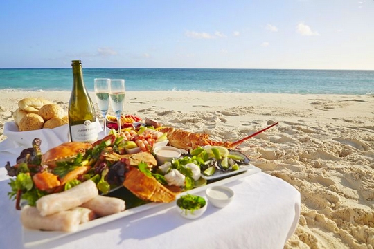 Qu'apportez-vous généralement pour dîner à la plage? - Page 2 Beach-21