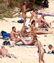 Les plages libres : l'avenir du naturisme ? - Page 2 Frattu27
