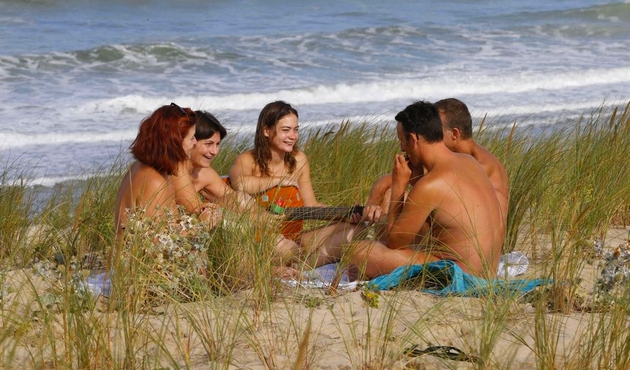 Où passerez-vous vos vacances naturistes cet été ? Vacanc10