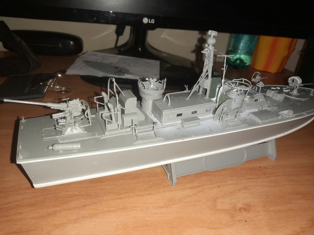 [REVELL] Vedette torpilleur type Patrol Torpedo Boat PT 570/588 1/72ème Réf 05165 20221127