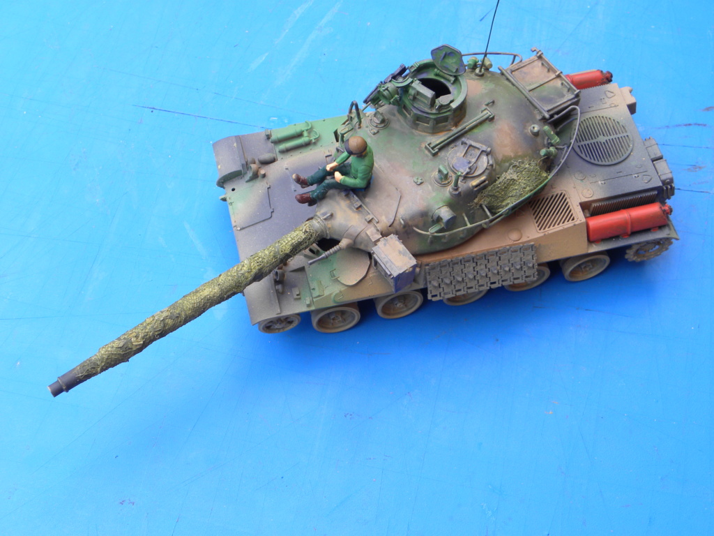 AMX 30 canon de 105 char de combat Réf 81137 Dscn8511