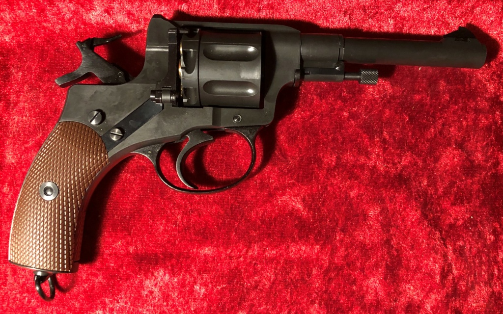 Hartford m1895 Nagant revolver Picnag32