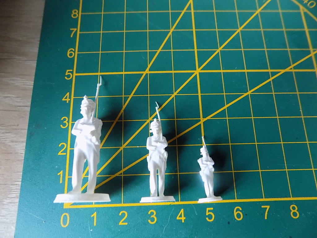 dimensions figurines 1er empire Dscn7823