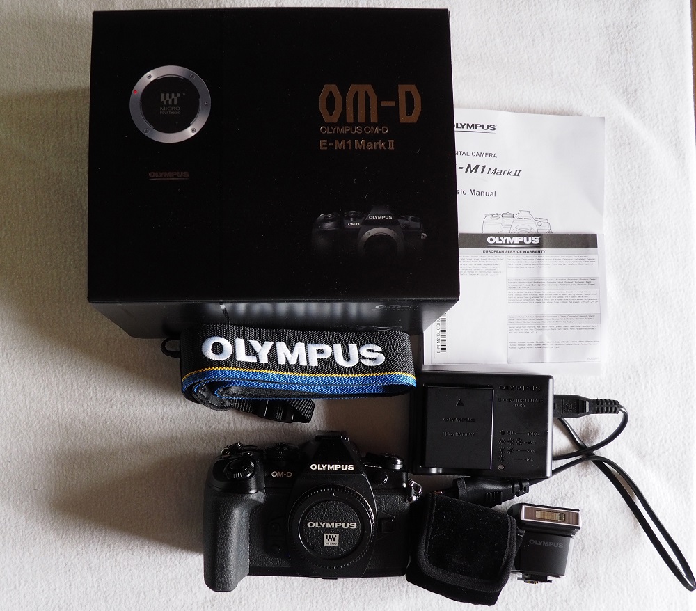 Vends boîtier Olympus OM-D E-M1 mark II...Réservé! VENDU! P5090010