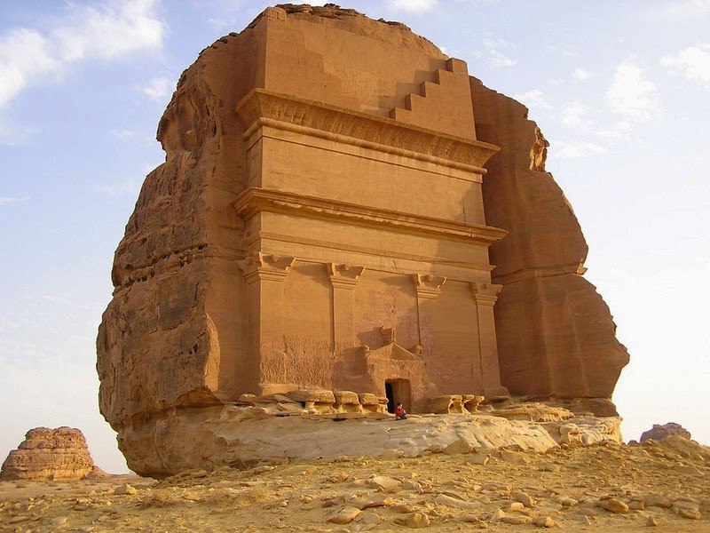 Каср аль-Фарид — высеченная в скале гробница времен Набатейского царства в районе Мадаин-Салих на северо-западе Саудовской Аравии. Photo_40