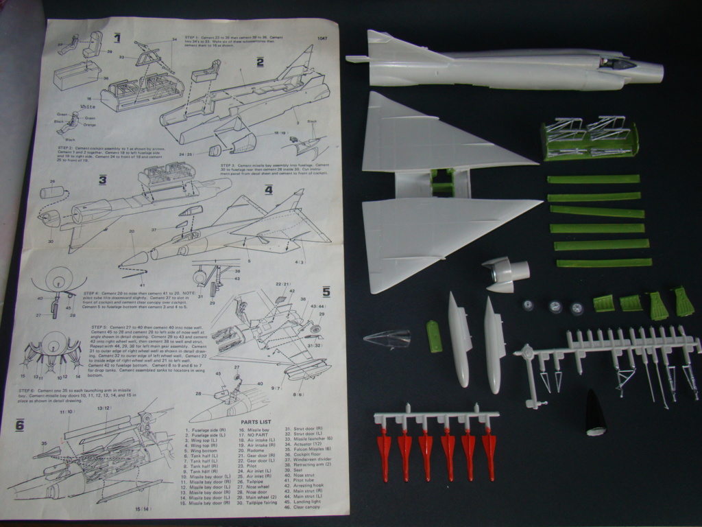 ;Minicraft-Hasegawa] F-102A Delta Dagger Grec  Dsc07148