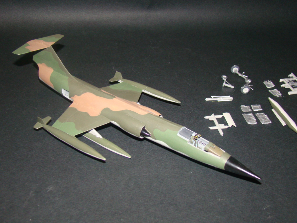 [Italeri] F-104G Starfighter (Grec) Dsc07246