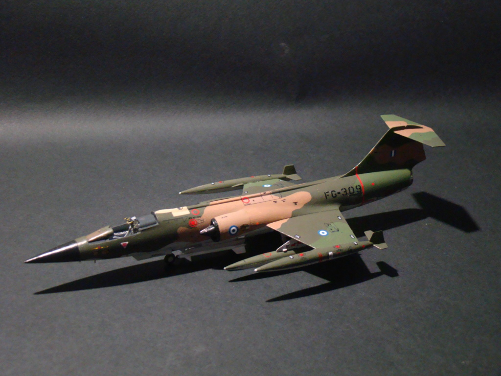[Italeri] F-104G Starfighter (Grec) Dsc07265