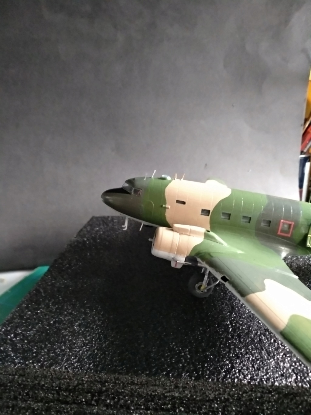 [Italeri] C-47 Skytrain 1/72. Armee de l'Air Grecque. (FINI) Img_2034