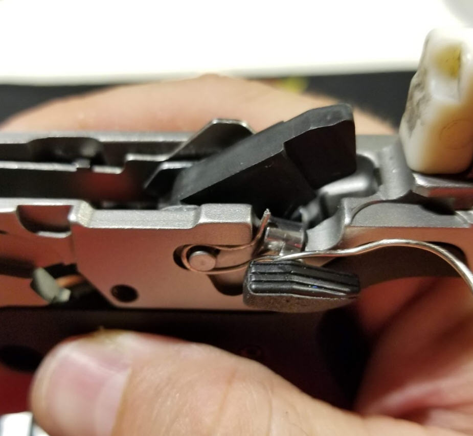 Removing the safety on S&W SW22 Victory Snap3310