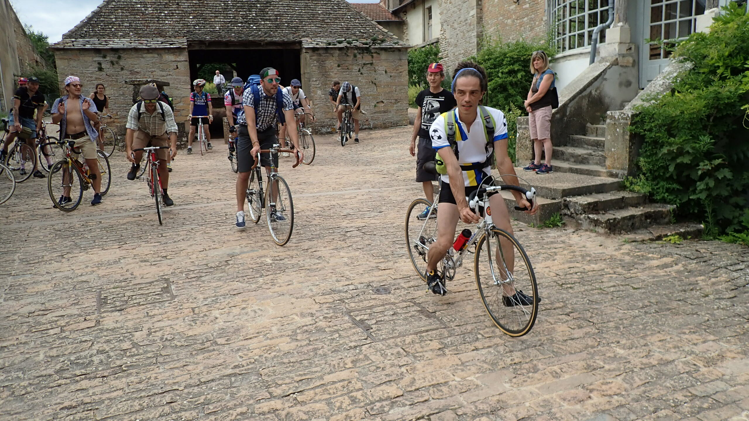 Bourgogne Vélo Festival 2021 - Une réussite ! - Page 2 P7103213