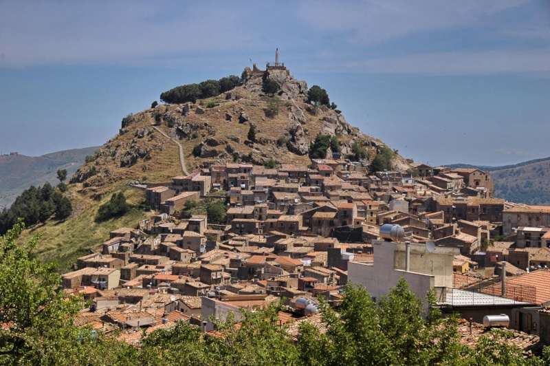 Sei in Sicilia, nel borgo delle meraviglie:: Mistretta  Mistre10