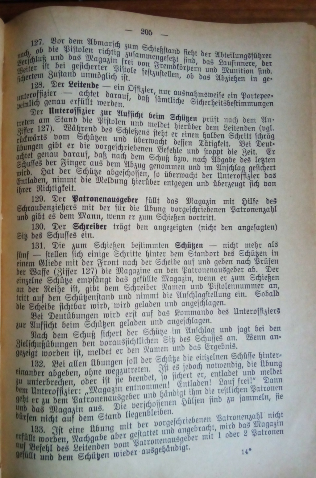 Handbucher der Luftwaffe - Page 4 Img_2278