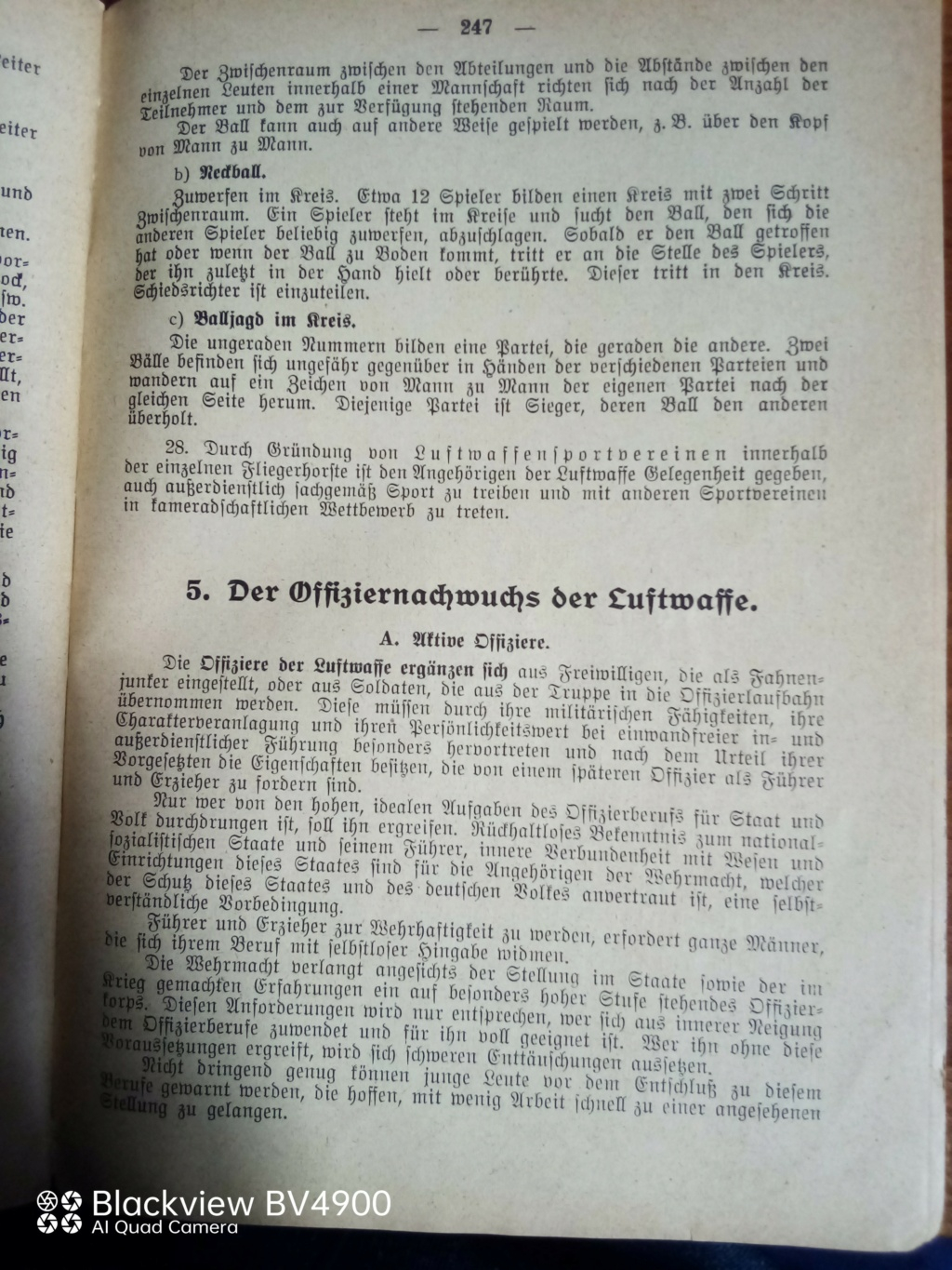 Handbucher der Luftwaffe - Page 4 Img_2321
