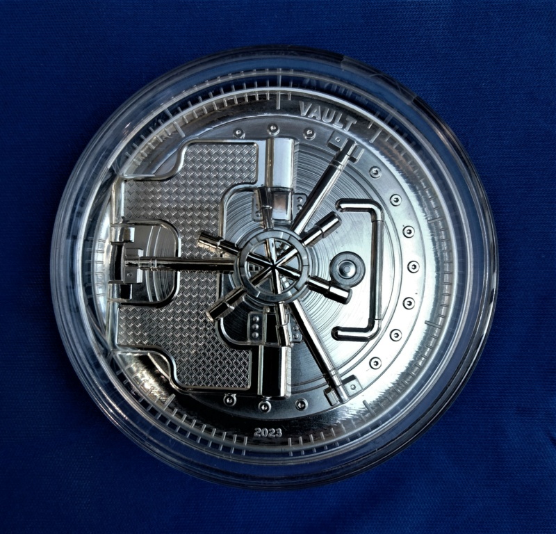 The CIT Vault 3 Ounce Silver Coin Img20238