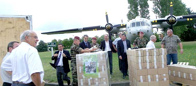 Opération solidarité avec les soldats du 1er RCP de Pamiers basés en Afghanistan. Colis_10