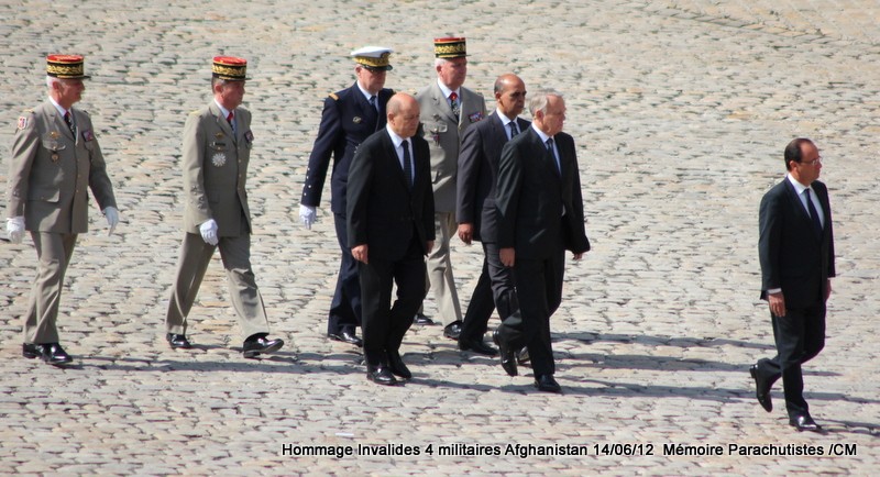 HOMMAGE NATIONAL Invalides pour Thierry Serrat, Stéphane Prudhom, quatre soldats français tués lors d’une attaque d’insurgés en Kapisa  Img_3510