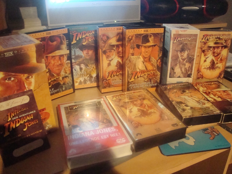 Divers Edition VHS / Coffret INDIANA JONES Dsc04810