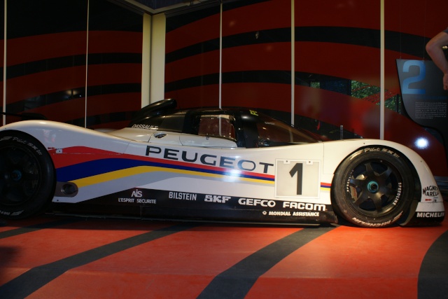 Peugeot de compétition Dsc00011