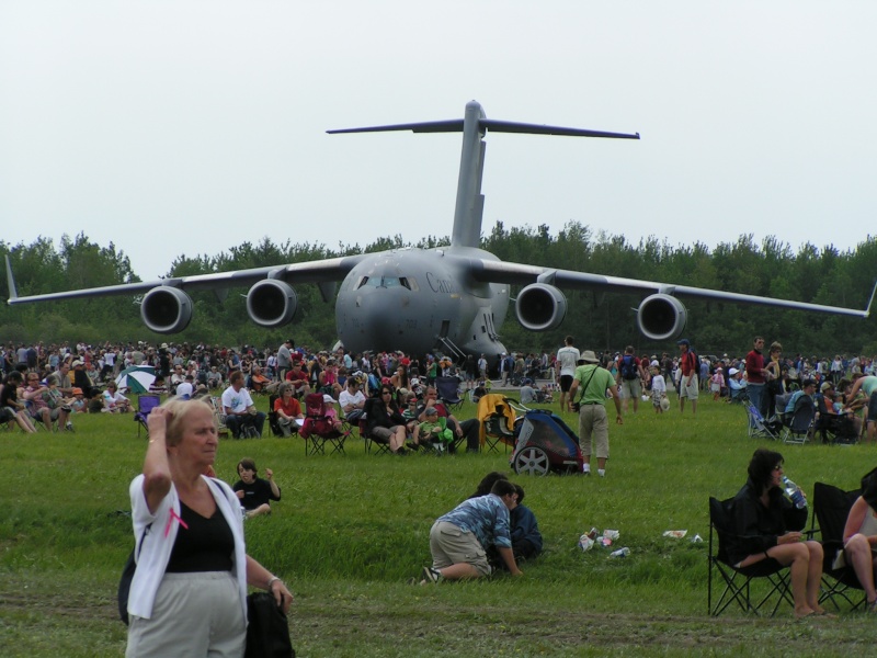 Festival aérien de Québec, Aéroport Jean-Lesage, Qc, Canada Festiv12