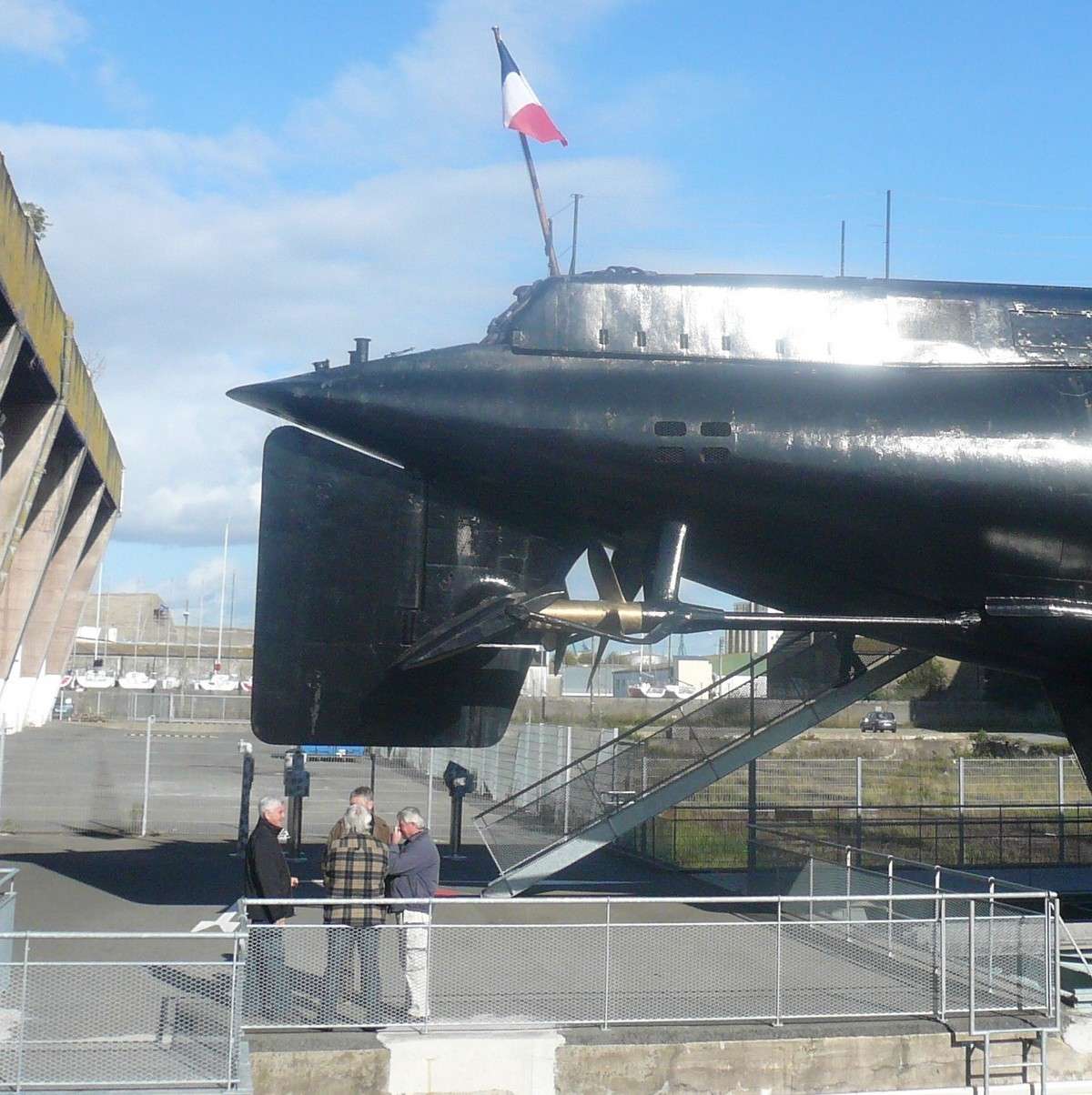 [Les Musées en rapport avec la Marine] Sous-Marin  Flore - Page 5 P1090616