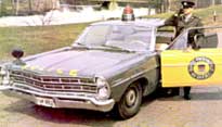 Vielles photos de voitures de police et Ambulance au Québec - Page 2 1963_b10