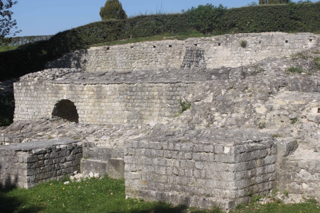 Les ruines gallo romaines de Vendeuil Caply  Vendeu10