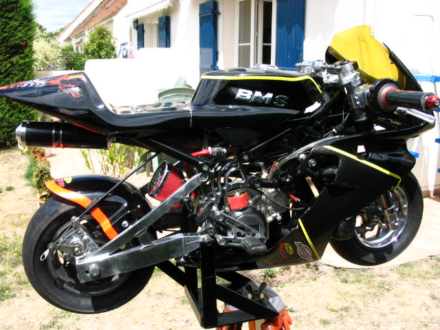 change de moto  (scambio ciclistica dm 2007 com bms 2007 Bms_0214