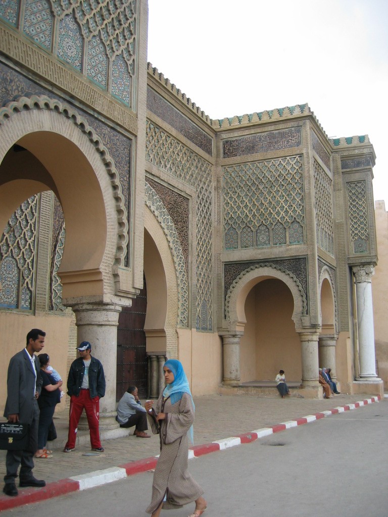 Meknès, la Ville Ancienne et les 2 Mellahs - 1 - Page 19 Img_2810