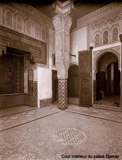 Meknès, la Ville Ancienne et les 2 Mellahs - 1 - Page 14 Jamaa_10