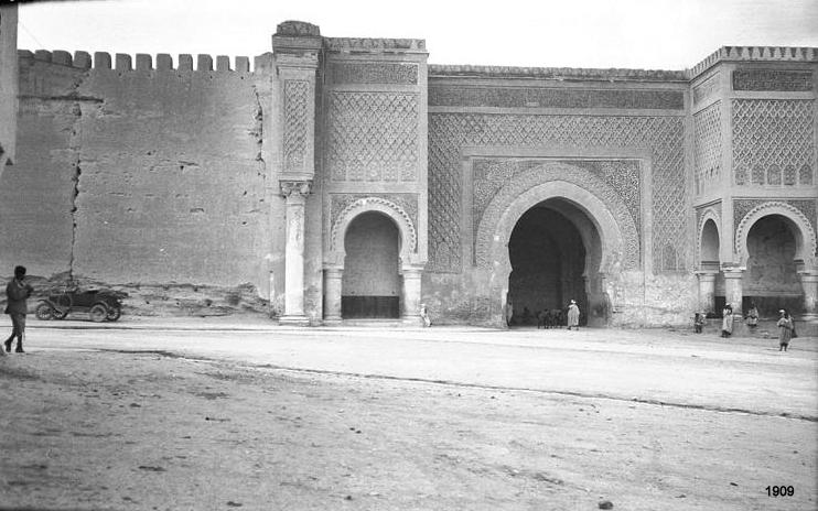 Meknès, la Ville Ancienne et les 2 Mellahs - 1 - Page 32 Sap04_12