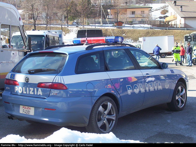 Alfa polizia en action Ps156s10