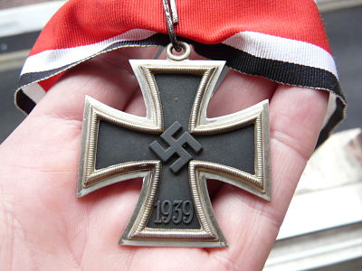 Croix de Chevalier de la Croix de Fer - Pour les spécialistes P1040911
