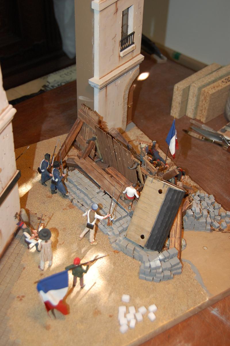 Les Trois Glorieuses - Juillet 1830 - DIORAMA véritable - Historex 1/32e - Scratch  40-l_e19